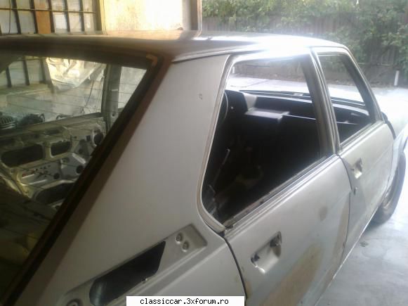 BMW E12, 520/6 din 1979 - Pyrex - Prezentare masini