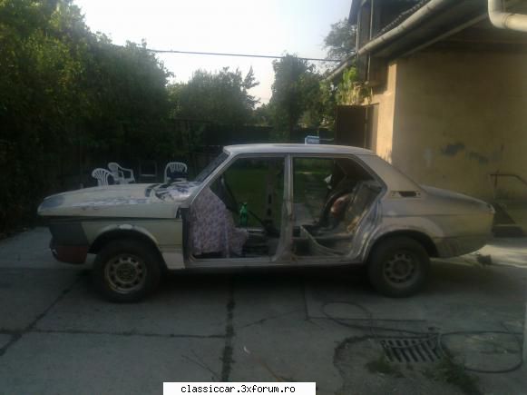 BMW E12, 520/6 din 1979 - Cam asa arata iar dezbracata Am dus intre timp - Prezentare masini