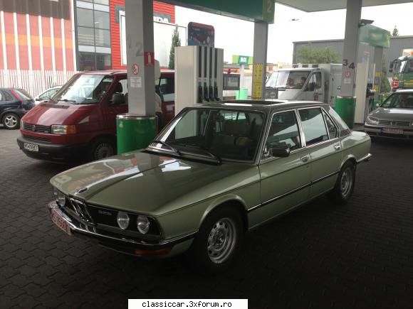 BMW E12, 520/6 din 1979 - Pyrex - Prezentare masini
