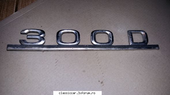 Bazar - piese diverse de vanzare - Emblema Mercedes 300D - 40lei - Vanzari  piese si accesorii