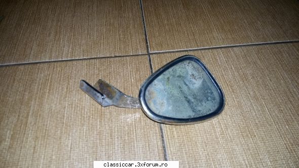 Bazar - piese diverse de vanzare - Oglinda cu prindere pe rama usii - 30 lei - Vanzari  piese si accesorii