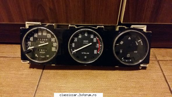 Bazar - piese diverse de vanzare - Ceasuri de bord Renault 12 TS - 550 LEI - Vanzari  piese si accesorii