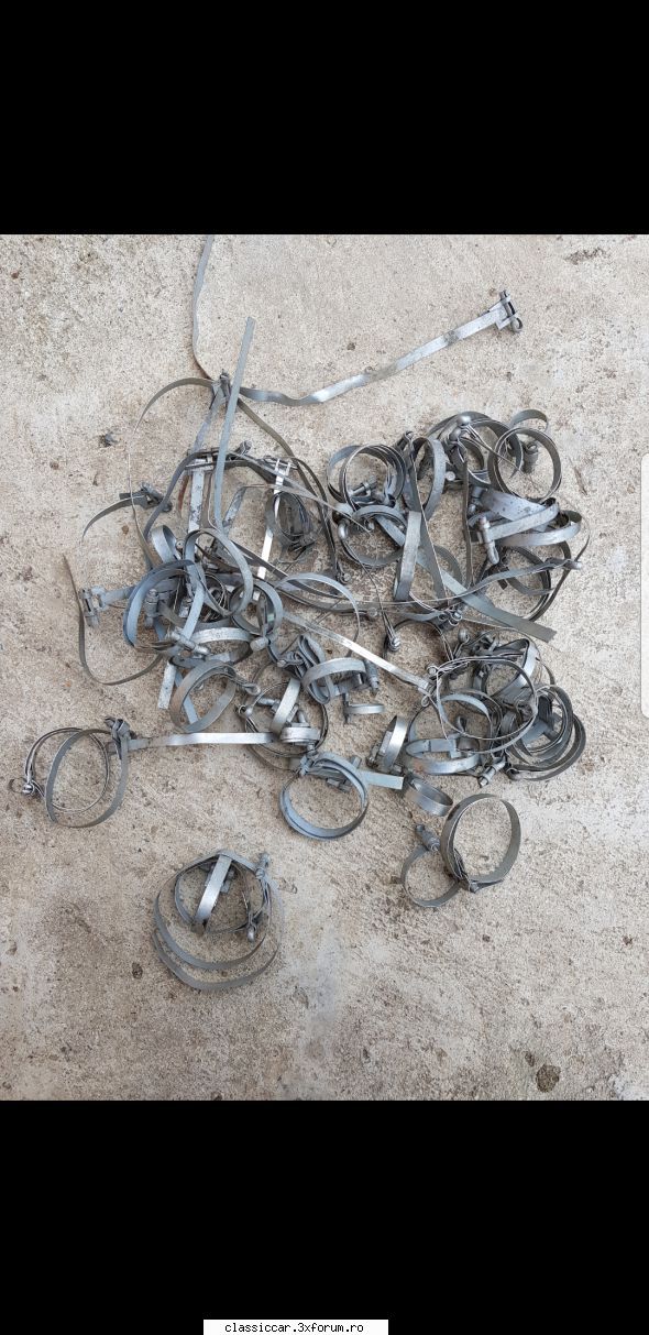 Bazar cu de toate - Vand coliere noi,tip vechi. 5 lei bucata - Vanzari  piese si accesorii
