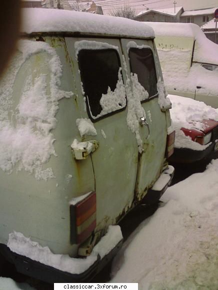 Bedford CF 250 - ii foarte ruginita se pare ca sta de ceva timp - Am vazut prin Cluj-Napoca