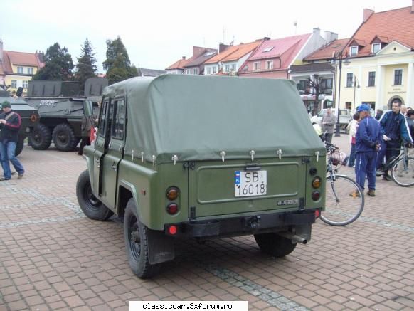 Beijung Jeep - Din spate seamana foarte mult, cu Gaz 69A - Din lumea larga
