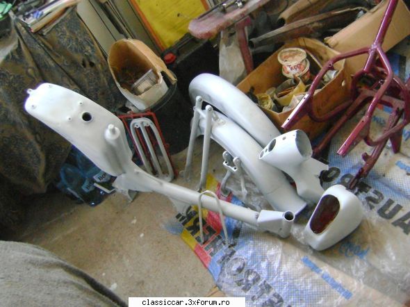 Berva Moped - 1960 - Am curatat si grunduit o parte din tablaraie - Reconditionari si Restaurari