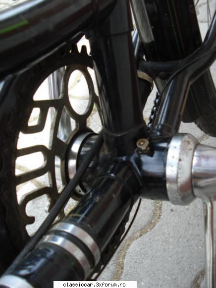 Biciclet� PUCH original� - loc de gresare ax� peda - Prezentare motociclete, motorete si biciclete de colectie