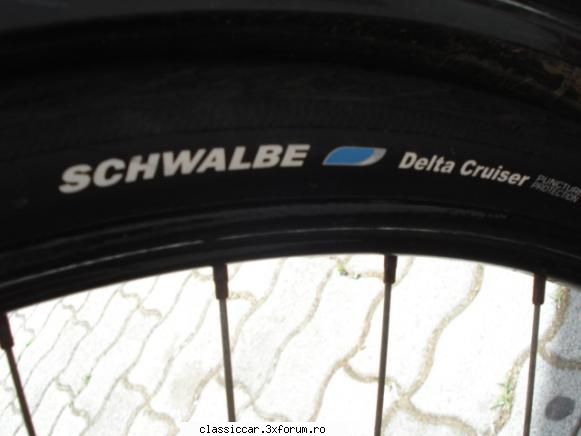 Biciclet� PUCH original� - cauciucuri noi de 2 ani - Prezentare motociclete, motorete si biciclete de colectie
