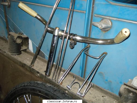 Biciclet� Ukraina 1975 - baghetele de sustinere a - Prezentare motociclete, motorete si biciclete de colectie