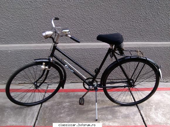 Bicicleta Carpati - I-am pus si un cric ca sa nu - Prezentare motociclete, motorete si biciclete de colectie