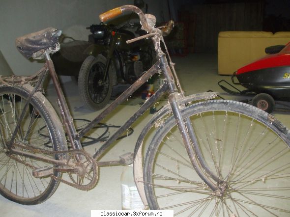Bicicleta Victoria romaneasca - Am si eu una cam l - Prezentare motociclete, motorete si biciclete de colectie
