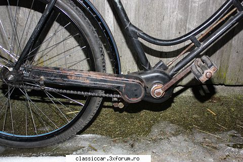 Bicicleta cu cardan - Tot in aceeasi perioada - Prezentare motociclete, motorete si biciclete de colectie