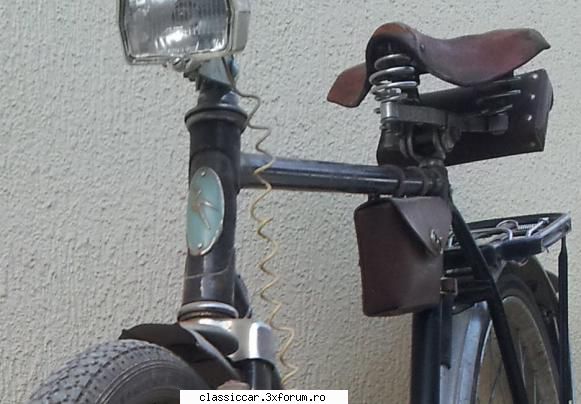 Biciclete rusesti - Sigla fata de la cea neagra - Prezentare motociclete, motorete si biciclete de colectie