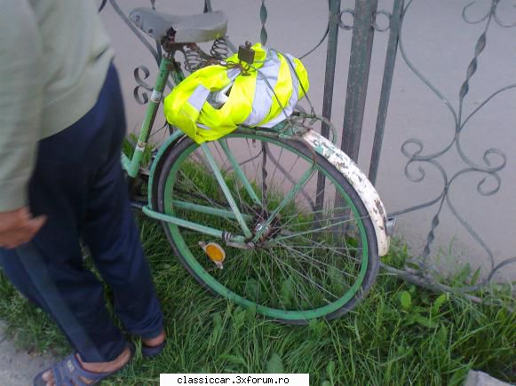 Biciclete vechi - am stat vreo cateva minute la - Prezentare motociclete, motorete si biciclete de colectie