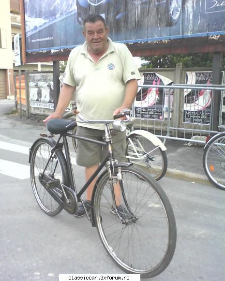Biciclete vechi - Pun si cateva poze, facute - Prezentare motociclete, motorete si biciclete de colectie
