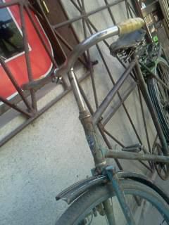 Biciclete vechi - CARPATI - Prezentare motociclete, motorete si biciclete de colectie