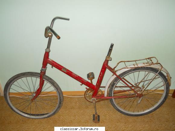 Biciclete vechi - Altu salvat de la fier vechi - Prezentare motociclete, motorete si biciclete de colectie