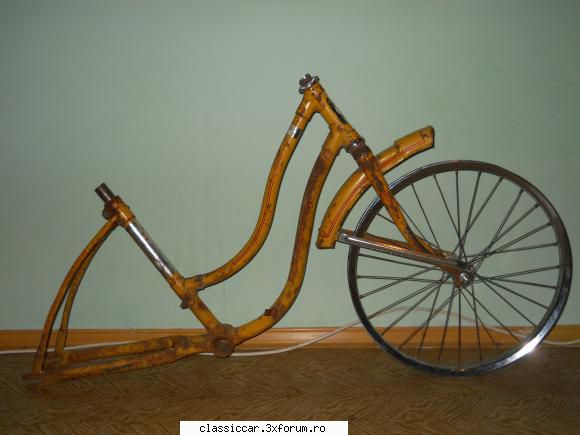 Biciclete vechi - CARPATI - Prezentare motociclete, motorete si biciclete de colectie