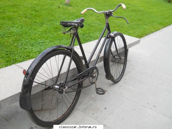 Biciclete vechi - CARPATI - Prezentare motociclete, motorete si biciclete de colectie