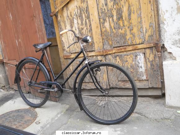 Biciclete vechi - CARPATI - Prezentare motociclete, motorete si biciclete de colectie