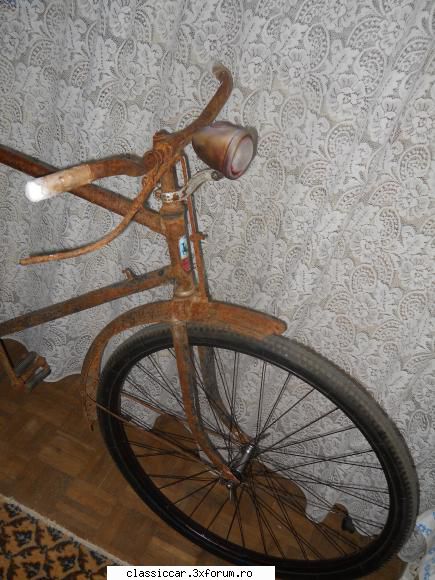 Biciclete vechi - Si ultima cu " Tutankamon " pe - Prezentare motociclete, motorete si biciclete de colectie