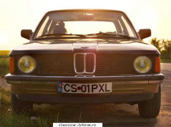 Bmw rechin E21 316 - si becuri cu iod Incepe sa arate - Prezentare masini