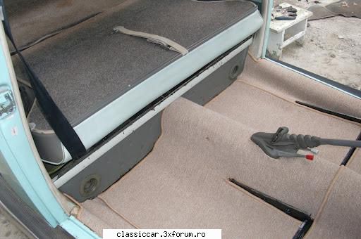 Broscuta vernil - VW Kafer 1965 - O poza cu mocheta veche care a ramas in portbagaj - Prezentare masini