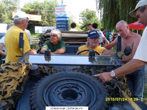 BugFest Tg-Mures - Explicam si raspundem cxu placere - Arhiva evenimente 2011