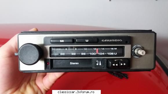Buton radio Grunding - cumpar buton radio modelul din poza, sau ceva - Cumparari piese