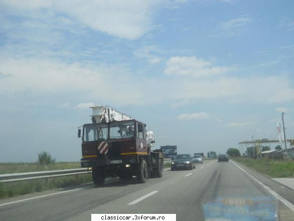 Camioane epave sau nu, vechi sa fie - o macara Takraf, vazuta prin jud. Dolj de un - Am vazut prin Romania