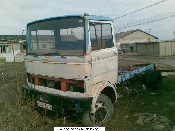 Camioane epave sau nu, vechi sa fie - si linga ea un sasiu cu cabina - Am vazut prin Romania