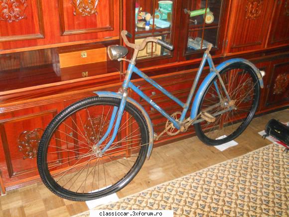 Carpati 1963 - Si cauciucuri superbalon - Prezentare motociclete, motorete si biciclete de colectie