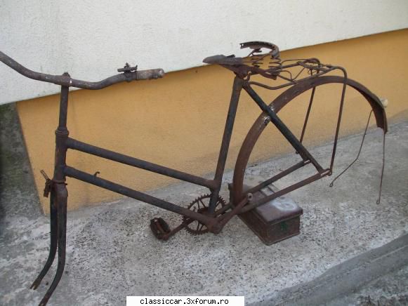 Carpati SALVAT - are bicicleta asta rugina cat - Prezentare motociclete, motorete si biciclete de colectie