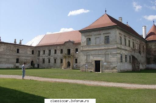 Castelul de la Bontida - In 1999 au inceput lucrarile de restaurare si - Drumetii prin Mioritic