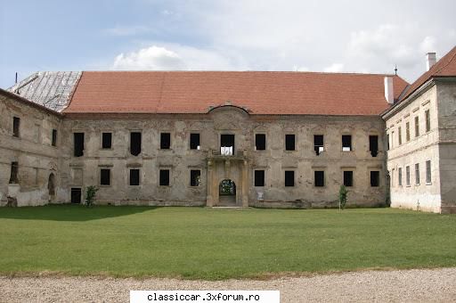 Castelul de la Bontida - si ultima poza cu cladirea principala. Din Cluj - Drumetii prin Mioritic
