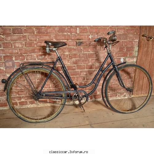 Cateva biciclete vechi si interesante - Bicicleta Bauer, anii 50 (cred), este - Vanzari-Cumparari biciclete