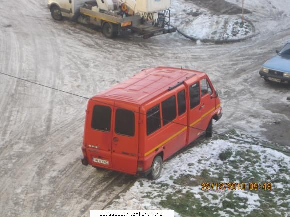 Ce am vazut prin Resita... - Azi-dimineata in spatele blocului ... :) Cam in - Am vazut prin Romania