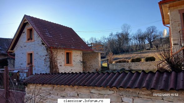 Chidea, satul din piatra - Anexa/garaj cu terasa pe acoperis - Drumetii prin Mioritic