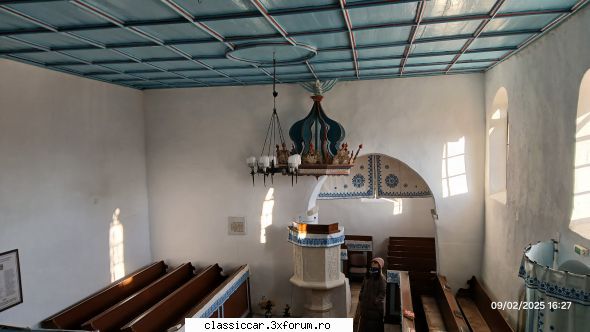 Chidea, satul din piatra - Am avut noroc sa fie ora de batut clopotele - Drumetii prin Mioritic