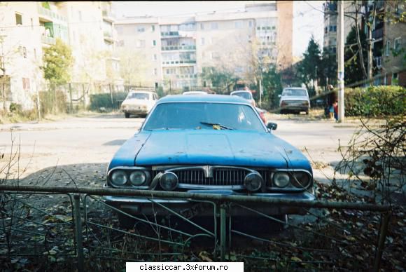 Chrysler si Oldsmobile Tr. Severin - Inca una cu Chrysler-ul. Pozele sunt facute pe - Lost & Found