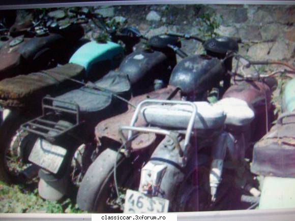 Cimitirul motocicletelor comuniste - donczym - Am vazut prin Romania