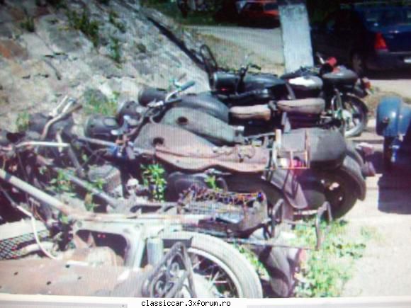 Cimitirul motocicletelor comuniste - Se pune ca este vorba de genocid? - Am vazut prin Romania