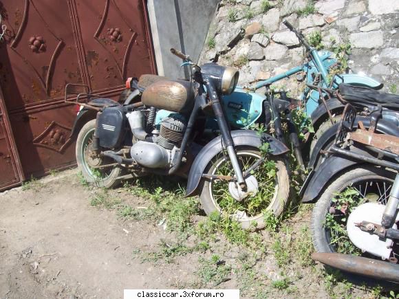 Cimitirul motocicletelor comuniste - donczym - Am vazut prin Romania