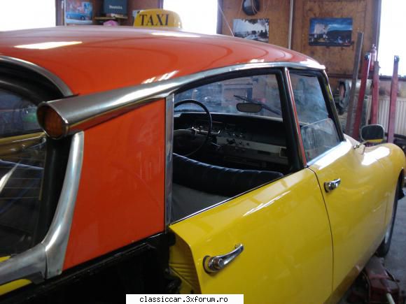 Citroen -ds -taxi - in mod normal custoda spate de pe st�lp este inox - Reconditionari si Restaurari