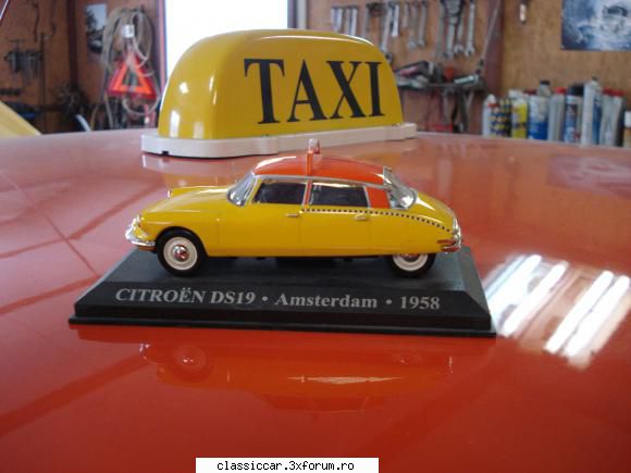 Citroen -ds -taxi - Si modelul dup� care ne-am ghidat : Macheta adus� - Reconditionari si Restaurari