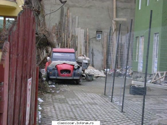 Citroen 2CV - Citroen 2CV, de pe str Paris, langa centrul de - Am vazut prin Cluj-Napoca