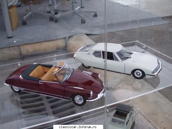 Citroen 90 ani - R16 - File de istorie