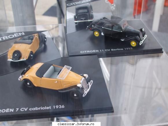 Citroen 90 ani - R16 - File de istorie