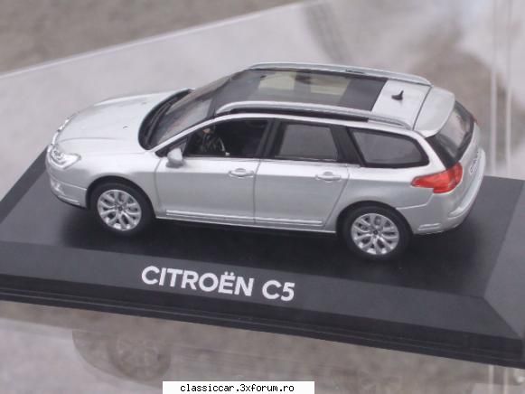 Citroen 90 ani - R16 - File de istorie