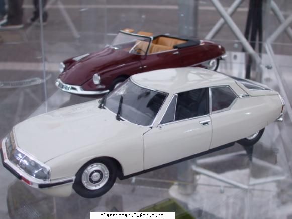 Citroen 90 ani - R16 - File de istorie